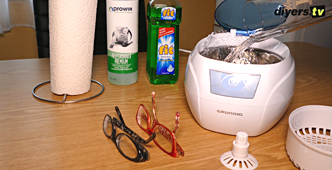 Wie man mit Ultraschall Brillen reinigt